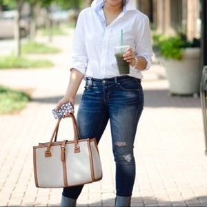 Meet your Posher, Laura